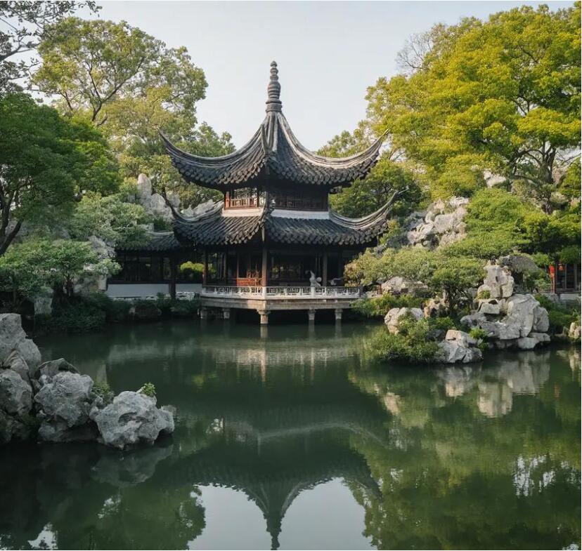 上饶访旋餐饮有限公司